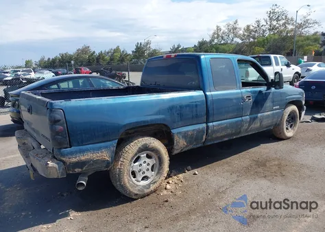 2002 Chevrolet Silverado 1500 Ls z USA, uszkodzony, nr VIN 2GCEC19V821254497
